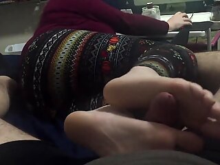 Smell hj, granny feet, amatuer handjob